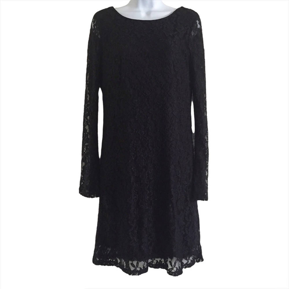 Chelsea & Theodore Lacey Dress